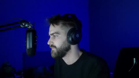 Snapshot of clipsonog chatting on 11-08-25, 08:07 AMA TAKE CHATURBATE OVER LETSGOOOOO started februari 12 2024 online show from 11-08-25, 08:07