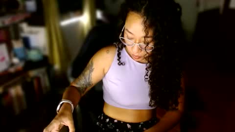 Clitia online show from 04-19-26, 01:38