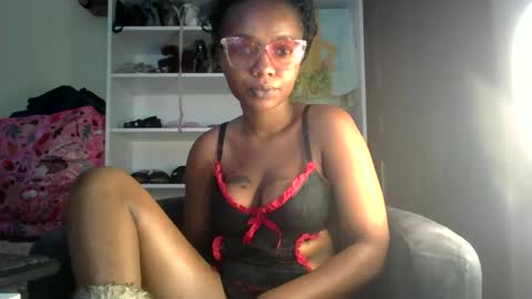 Snapshot of clittyxcandy chatting on 02-26-25, 07:31 clittyxcandy online show from 02-26-25, 07:31