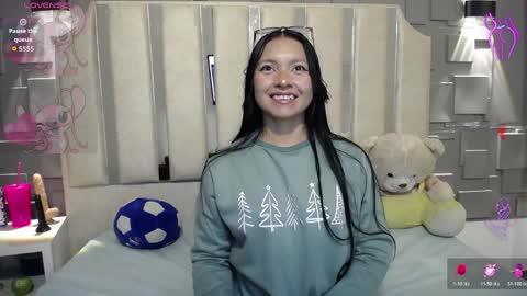 Cloe online show from 04-06-26, 08:32