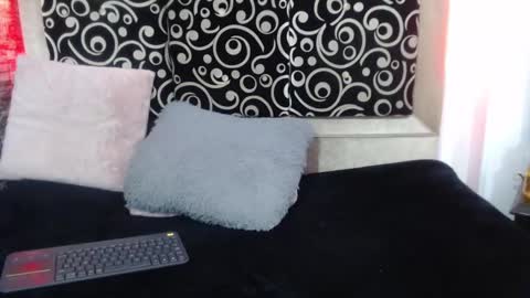 Snapshot of cloe66 chatting on 01-10-25, 04:51 cloe66 online show from 01-10-25, 04:51