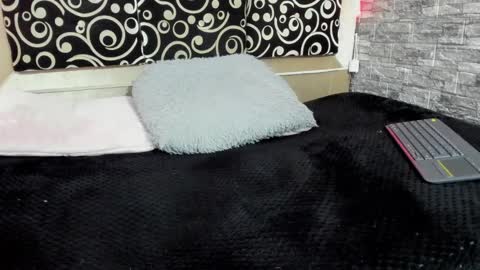 Snapshot of cloe66 chatting on 02-12-25, 12:48 cloe66 online show from 02-12-25, 12:48