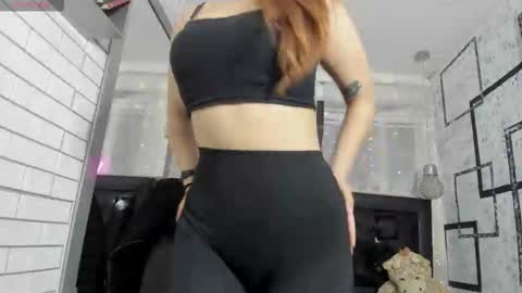 Snapshot of cloe66 chatting on 09-16-25, 06:20 cloe66 online show from 09-16-25, 06:20