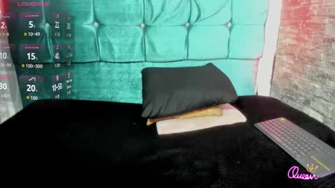 Snapshot of cloe66 chatting on 03-13-26, 02:45 cloe66 online show from 03-13-26, 02:45