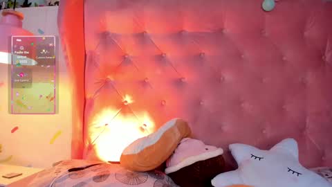 Snapshot of cloe_martinez_ chatting on 02-12-25, 12:48 Cloe online show from 02-12-25, 12:48
