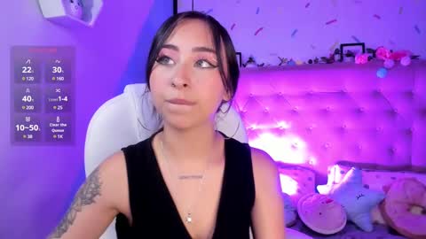 Snapshot of cloe_martinez_ chatting on 02-27-25, 02:42 Cloe online show from 02-27-25, 02:42