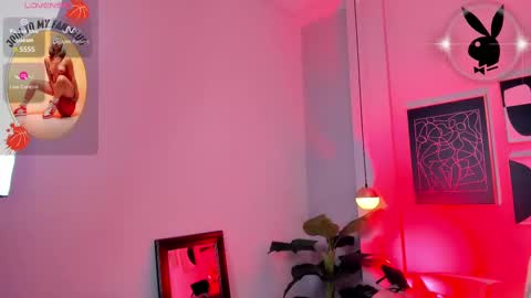 Snapshot of cloe_martinez_ chatting on 09-27-25, 10:04 Cloe online show from 09-27-25, 10:04