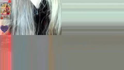 Cloe  online show from 11-23-25, 09:25