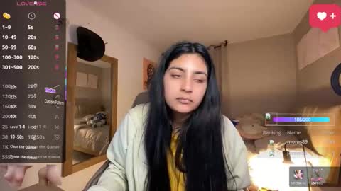 cloe small online show from 09-12-25, 02:55