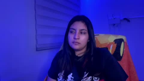 cloe small online show from 07-02-26, 05:46