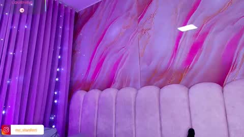 Snapshot of cloe_stanfort chatting on 02-11-26, 07:19 Cloe Stanfort online show from 02-11-26, 07:19