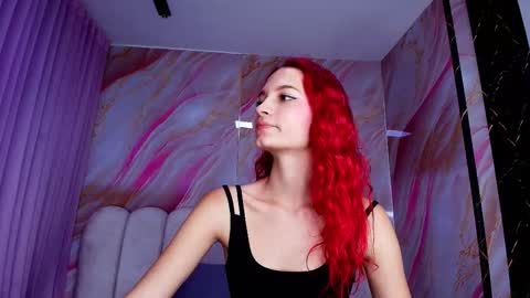 Snapshot of cloe_stanfort chatting on 03-12-26, 07:20 Cloe Stanfort online show from 03-12-26, 07:20