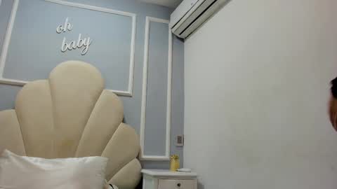 Snapshot of cloedurant chatting on 09-27-25, 08:14 cloedurant online show from 09-27-25, 08:14