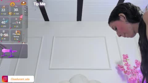 Snapshot of cloedurant chatting on 09-29-25, 08:13 cloedurant online show from 09-29-25, 08:13