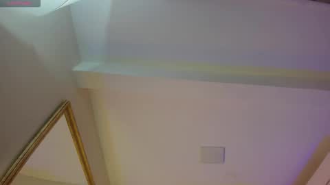 Snapshot of cloedurant chatting on 10-19-25, 07:36 cloedurant online show from 10-19-25, 07:36