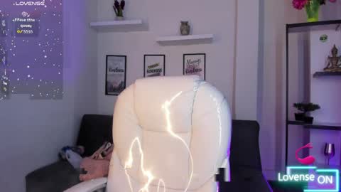 Snapshot of cloee_dss chatting on 04-04-26, 08:39 cloee_dss online show from 04-04-26, 08:39