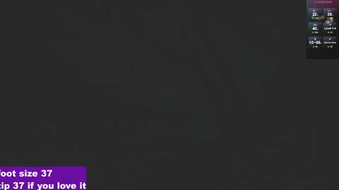 Snapshot of cloeperson chatting on 06-04-26, 01:11 lady cloe person online show from 06-04-26, 01:11