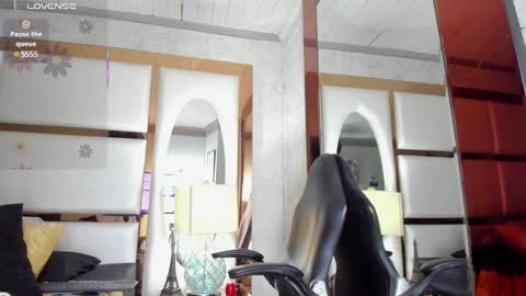 Snapshot of cloerodriguez chatting on 03-11-25, 02:40 ---Cloe--- online show from 03-11-25, 02:40