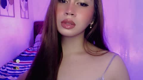 Cloudia babe69 online show from 09-25-25, 03:43