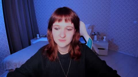  Clover  follow me  online show from 12-17-24, 06:09