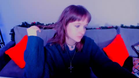  Clover  follow me  online show from 01-04-25, 02:56