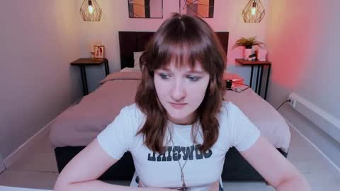  Clover  follow me  online show from 02-02-25, 05:48