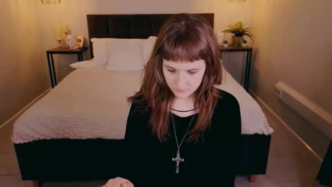  Clover  follow me  online show from 09-15-25, 02:28