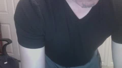 Snapshot of clovershit1 chatting on 10-05-25, 05:39 clovershit1 online show from 10-05-25, 05:39