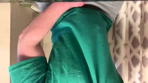 Snapshot of clovershit1 chatting on 03-16-26, 06:23 clovershit1 online show from 03-16-26, 06:23