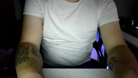 Snapshot of cmatthew32 chatting on 05-20-26, 03:34 cmatthew32 online show from 05-20-26, 03:34