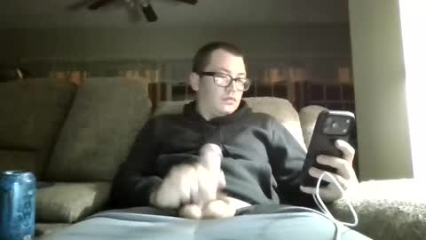 Snapshot of cmatthew32 chatting on 06-11-26, 04:10 cmatthew32 online show from 06-11-26, 04:10