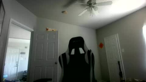 Snapshot of cmypenis chatting on 06-28-26, 05:19 Master Bates online show from 06-28-26, 05:19