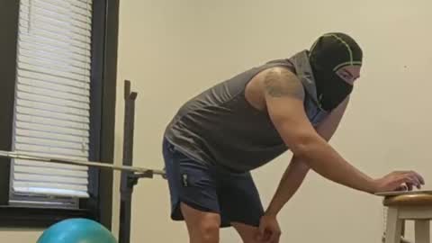 Snapshot of coach_cameron chatting on 04-04-26, 03:31 CoachCam online show from 04-04-26, 03:31