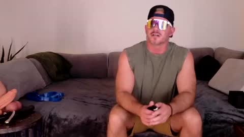 ThickChicagoBro online show from 06-13-26, 04:32