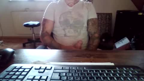 Snapshot of cock4onenight chatting on 09-22-25, 06:04 cock4onenight online show from 09-22-25, 06:04