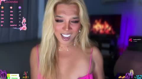 Snapshot of cockprincess_dianna chatting on 07-12-26, 04:09 PrincessDianna IslandGirl CUMSHOW in PVT and PASSWORDSHOW online show from 07-12-26, 04:09