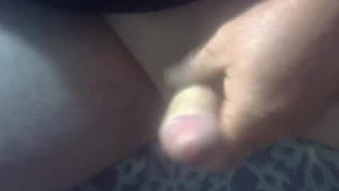 Snapshot of cocktoys chatting on 11-11-25, 07:36 cocktoys online show from 11-11-25, 07:36