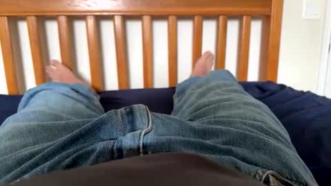 cocky_pirate22 online show from 10-23-25, 04:06