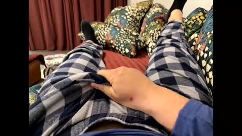 cocky_pirate22 online show from 11-20-25, 05:01