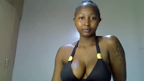 bella online show from 11-22-25, 01:43