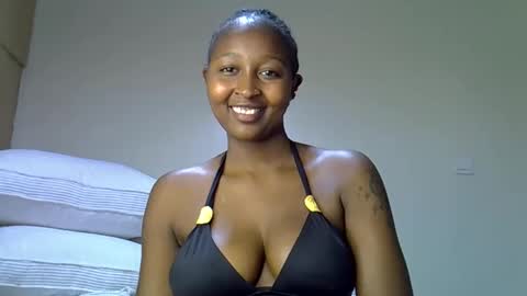 bella online show from 11-25-25, 04:07