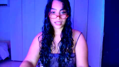 cocoa886863 online show from 10-11-25, 12:10
