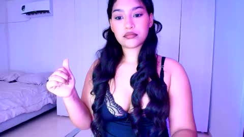 cocoa886863 online show from 11-01-25, 12:12