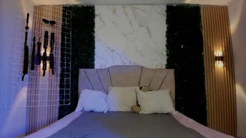 COCO online show from 07-18-26, 02:05