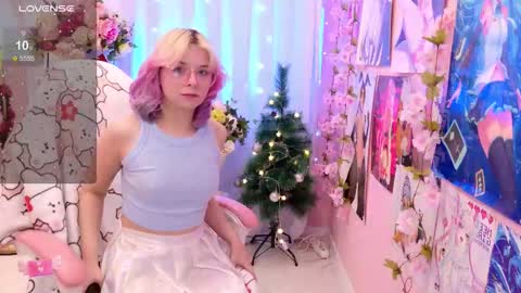 Snapshot of coconut_mia chatting on 12-03-25, 03:43 Mia online show from 12-03-25, 03:43