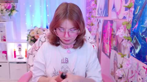 Snapshot of coconut_mia chatting on 01-14-26, 08:47 Mia online show from 01-14-26, 08:47