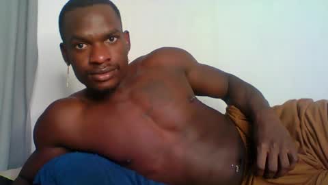 Snapshot of coddy_fit chatting on 12-13-24, 10:55 cody online show from 12-13-24, 10:55