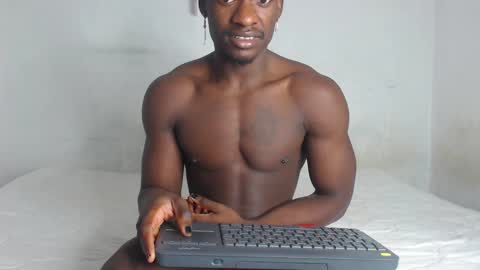 Snapshot of coddy_fit chatting on 12-16-24, 11:12 cody online show from 12-16-24, 11:12