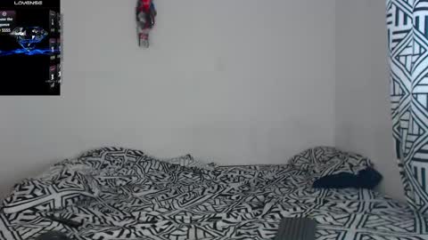 Snapshot of coddy_fit chatting on 03-10-25, 01:21 cody online show from 03-10-25, 01:21