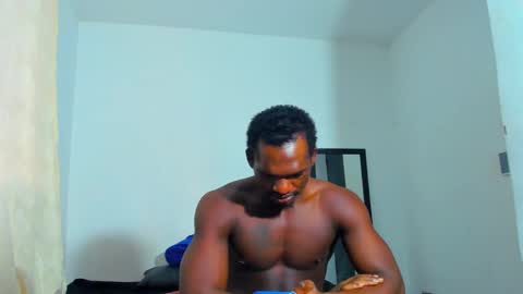 Snapshot of coddy_fit chatting on 09-23-25, 08:12 cody online show from 09-23-25, 08:12